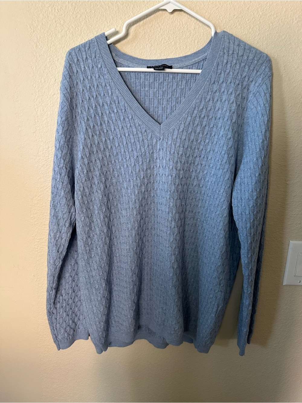 Tommy Hilfiger women's Light Blue V-Neck Cable Knit Sweater size XXL/ NWOT 1041